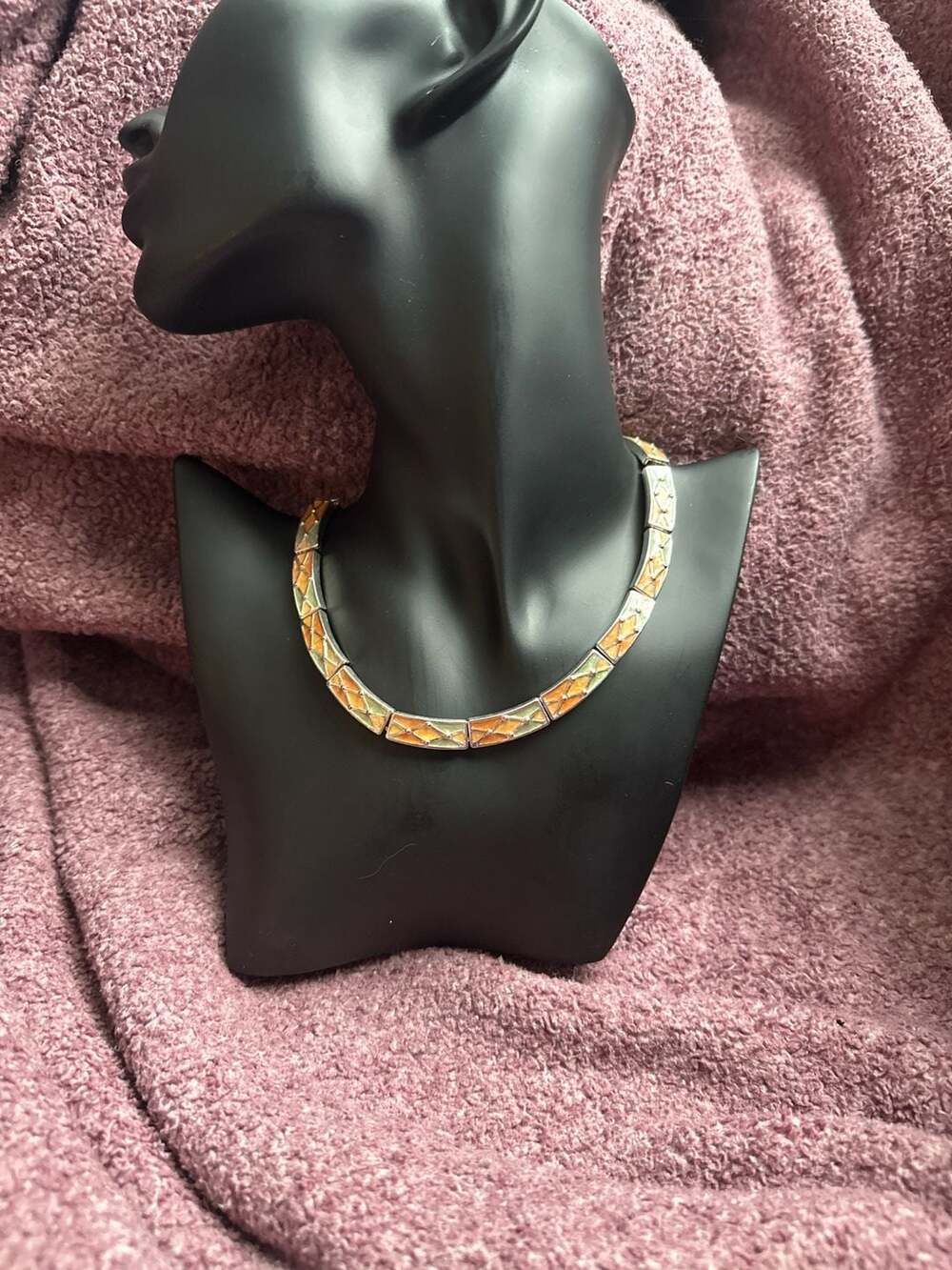 Enamel Chain Link Necklace Fall Tone Gold Tone Vintage Peach Green Maroon - ,